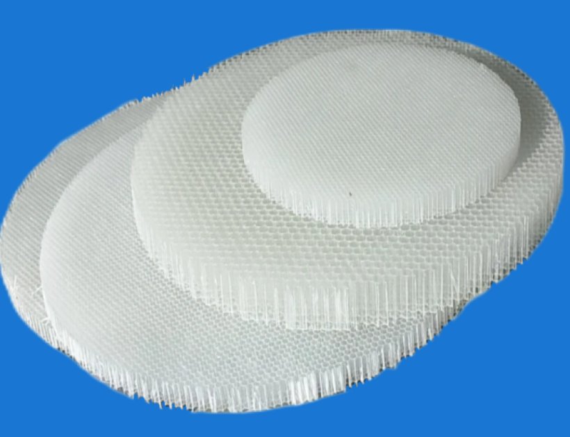 Polycarbonate Honeycomb - Enhancing Display Cooler Efficiency-384