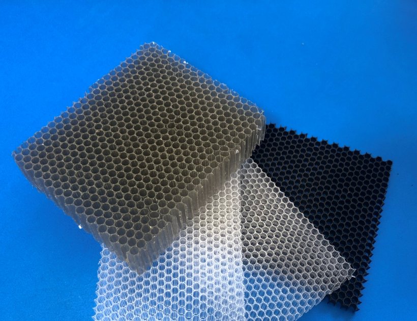 Durable Polycarbonate Panel for Display Freezer Cabinet-612