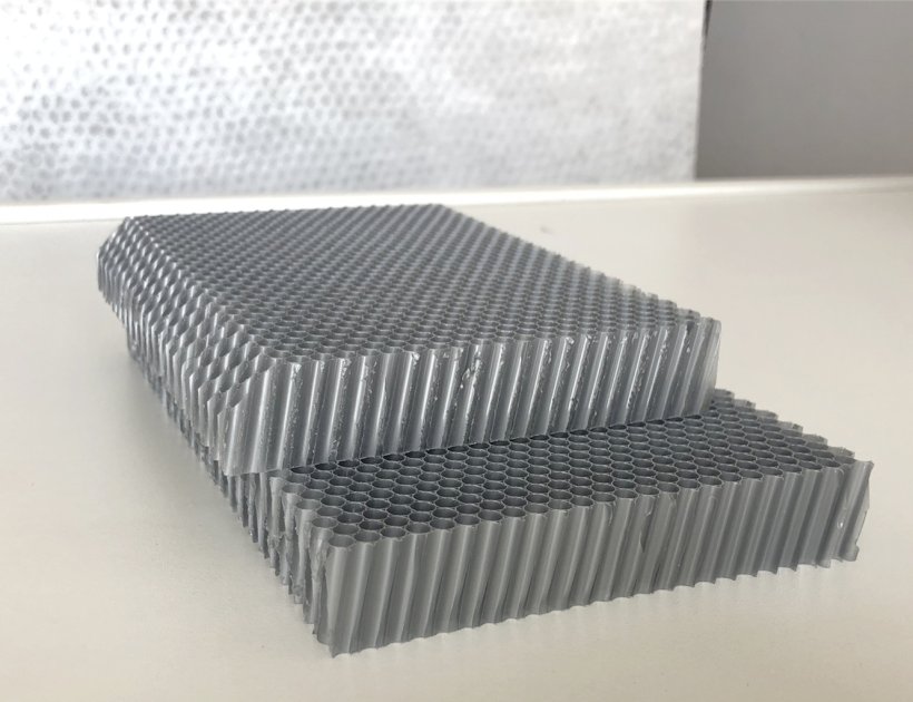 Angled-Tube PC Honeycomb Core | Directed Airflow Optimization-1458